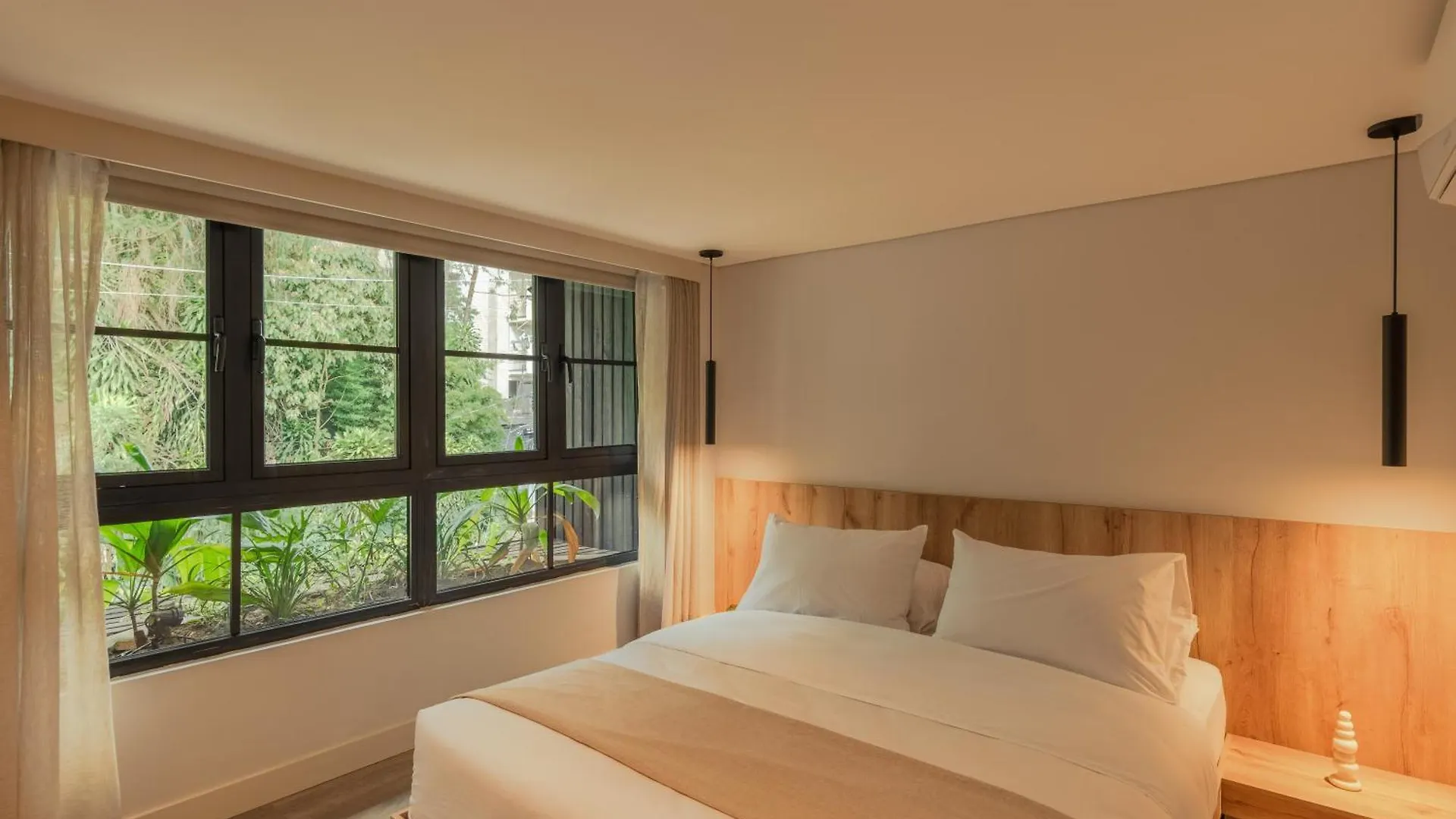 Apartment Patito Feo - Poblado Medellin 0*,