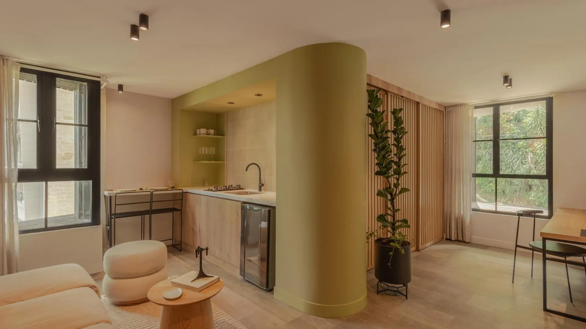 Apartment Patito Feo - Poblado Medellin